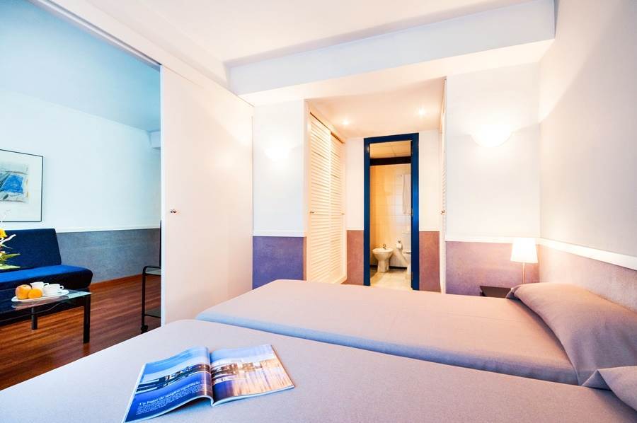 Apartamentos Descartes Barcelona Zewnętrze zdjęcie