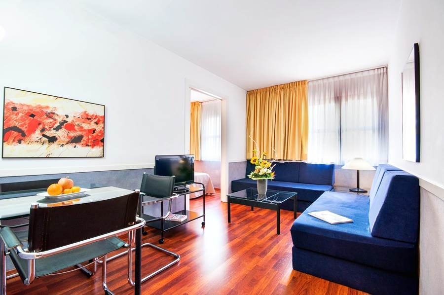 Apartamentos Descartes Barcelona Zewnętrze zdjęcie