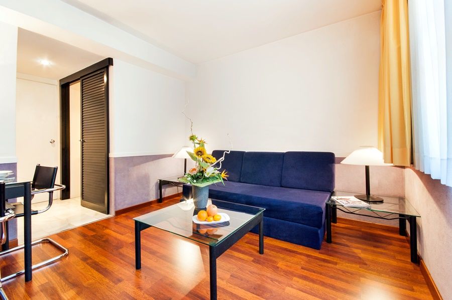 Apartamentos Descartes Barcelona Zewnętrze zdjęcie